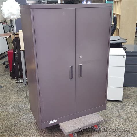 used metal storage cabinets lockable